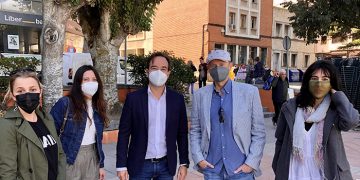 ‘Dicen que no hablan las plantas’, el homenaje a la naturaleza a través de la poesía en español de Fernando Marías y Raquel Lanseros