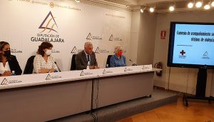 Diputación de Guadalajara, Gobierno de España y Cruz Roja mejoran la asistencia a víctimas de violencia de género en la provincia
