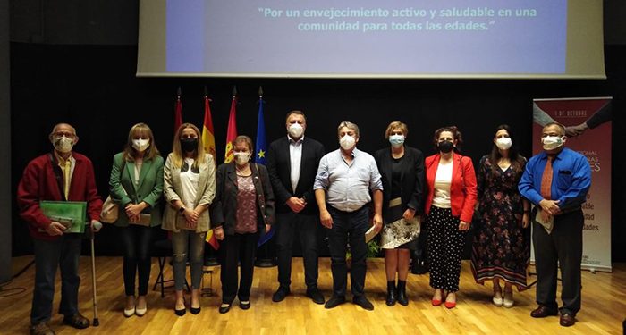 El acto por el Día de las Personas Mayores en Cuenca pone en valor las “lecciones de vida” de este colectivo 1 El acto por el Día de las Personas Mayores en Cuenca pone en valor las “lecciones de vida” de este colectivo