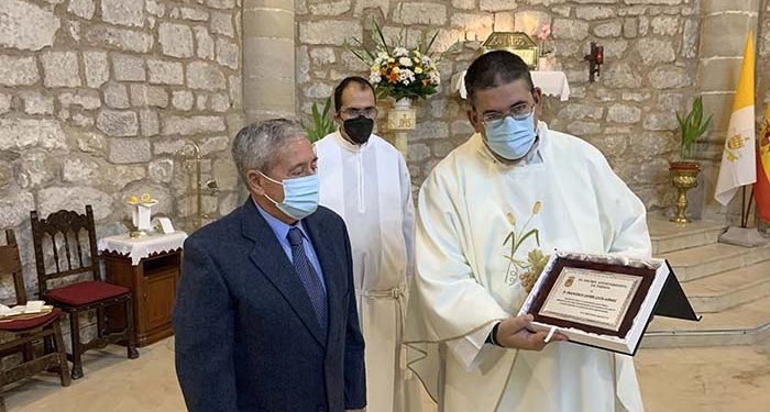 El Ayuntamiento de Pareja agradece la labor de la Iglesia durante la pandemia
