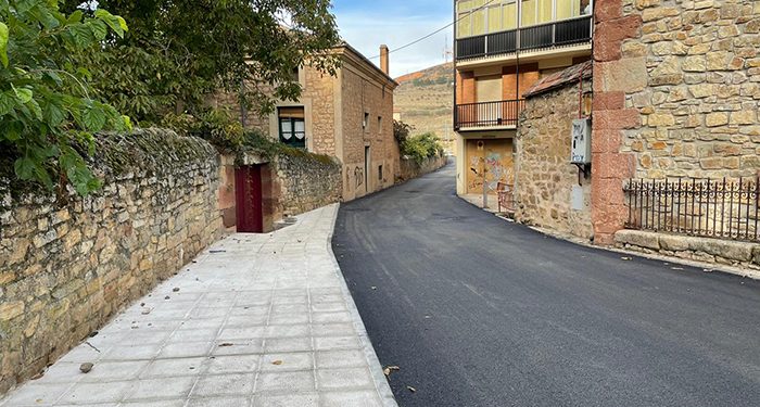 El Ayuntamiento de Sigüenza asfalta más de dos kilómetros de vías públicas en el casco urbano