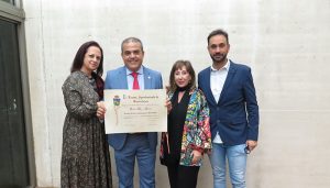 El Colegio Oficial de Enfermería de Guadalajara recibe la Medalla de Oro de la Ciudad por su labor en la lucha contra el coronavirus