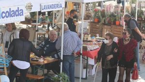 El comercio de Cabanillas retoma el pulso con la calle
