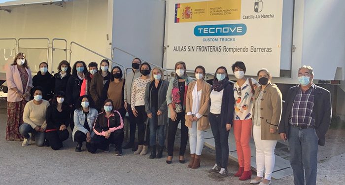 El Gobierno regional forma a 15 alumnas de la zona de Cogolludo en atención sociosanitaria a personas dependientes 1 El Gobierno regional forma a 15 alumnas de la zona de Cogolludo en atención sociosanitaria a personas dependientes