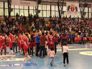 El Incarlopsa Cuenca saca sus zarpas para dañar al Ademar de León (34-30)