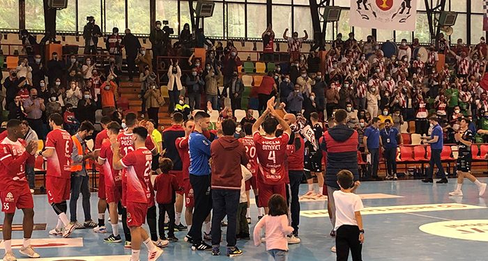 El Incarlopsa Cuenca saca sus zarpas para dañar al Ademar de León (34-30)