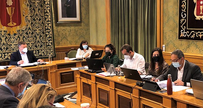 El Pleno del Ayuntamiento de Cuenca hace efectiva la bajada de impuestos planteada por el equipo de Gobierno 1 El Pleno del Ayuntamiento de Cuenca hace efectiva la bajada de impuestos planteada por el equipo de Gobierno