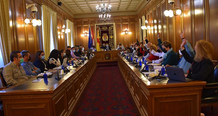 El primer convenio colectivo del Personal Laboral del Servicio de Extinción de Incendios de Cuenca cumple los trámites plenarios