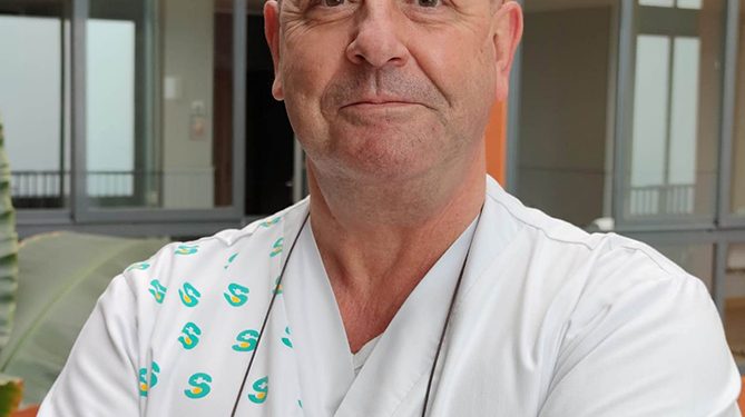 El que fuera presidente del Colegio de Médicos de Guadalajara, Julio Cuevas Morales, nuevo director general de Atención Primaria