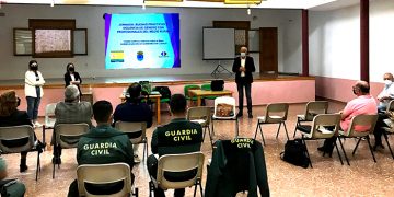 El subdelegado del Gobierno en Cuenca clausura unas jornadas contra la Violencia de Género celebradas en Landete