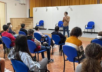 Fran MasterChef imparte una charla a alumnos del IES Pedro Mercedes Fran MasterChef imparte una charla a alumnos del IES Pedro Mercedes