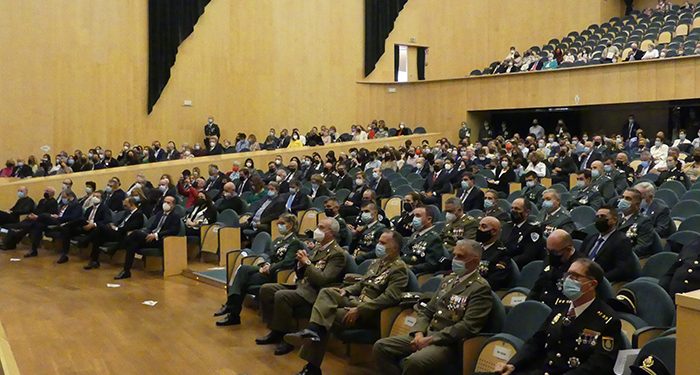 Gómez destaca el esfuerzo de la Guardia Civil para hacer frente a la pandemia de la covid-19