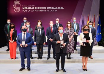 Guadalajara rinde un emotivo y merecido homenaje “a las personas que resultaron ser clave en la lucha contra el coronavirus”