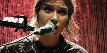 Impactante actuación de Carmen Boza en una nueva entrega de las «Noches Acústicas» de Cabanillas