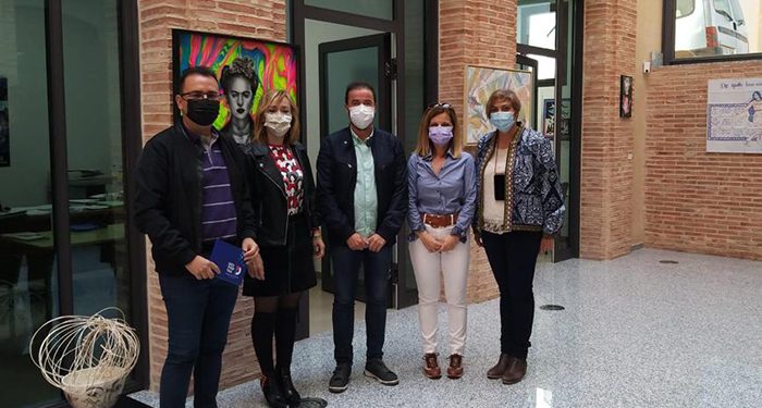 La exposición ‘Despiertas Mujeres, Arte e Identidad’ llega a Iniesta donde se podrá ver hasta el 5 de noviembre 1 La exposición ‘Despiertas Mujeres, Arte e Identidad’ llega a Iniesta donde se podrá ver hasta el 5 de noviembre