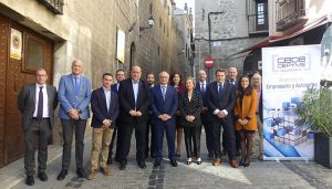 La patronal conquense agasaja a Javier Talavera antes de recibir el premio CECAM por la provincia