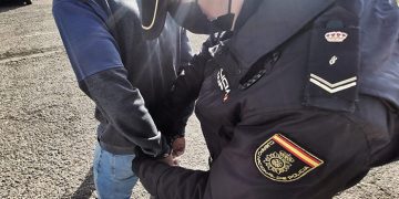 La Policía Nacional detiene en Guadalajara al presunto autor de un robo con violencia a una mujer que transitaba en silla de ruedas