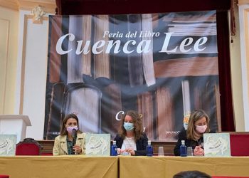 La presentación del cuento infantil Moccarella en «Cuenca Lee» abre el debate sobre el acoso escolar