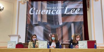 La presentación del cuento infantil Moccarella en «Cuenca Lee» abre el debate sobre el acoso escolar