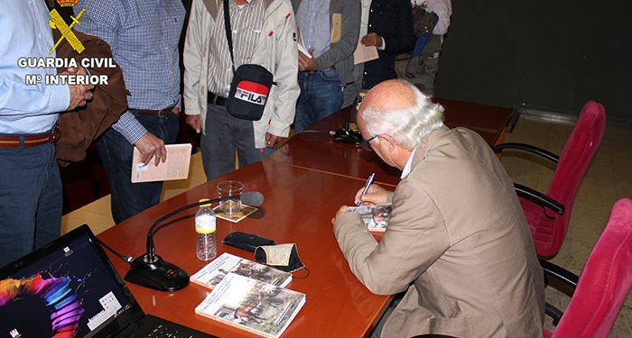 La presentación del libro “La Guardia Civil y la seguridad en el mundo rural. Cuenca una visión histórica“ cierra los actos de La Virgen del Pilar