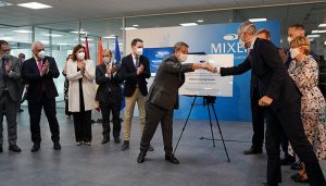 Las autoridades de Castilla-La Mancha y el Ministerio de Industria se vuelcan con Mixer&Pack en su inauguración