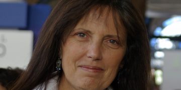 Las Casas Ahorcadas conmemorará el Día de las Bibliotecas con un encuentro virtual con la escritora argentina Claudia Piñeiro