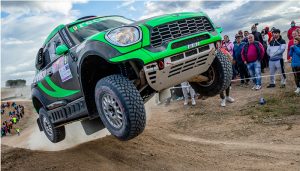 Luis Recuenco y Sergio Peinado ganan la etapa prólogo con una brillante actuación en el rallye TT Cuenca