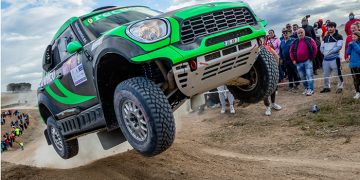 Luis Recuenco y Sergio Peinado ganan la etapa prólogo con una brillante actuación en el rallye TT Cuenca