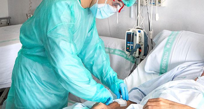 Lunes 18 de octubre El fin de semana deja 41 nuevos contagios en Cuenca y 33 en Guadalajara que aumenta los pacientes en la UCI