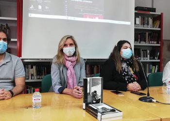 Marta Robles habla sobre prostitución, trata de blancas y racismo en su encuentro con lectoras en Mota del Cuervo