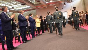 Martínez Guijarro muestra el respaldo del Gobierno de Castilla-La Mancha a los hombres y mujeres de la Guardia Civil