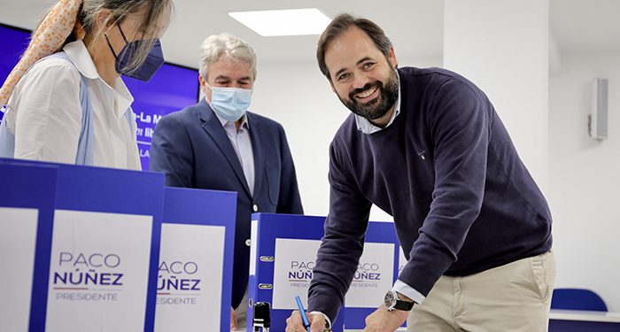 Núñez recibe un “apoyo masivo” a su candidatura con más de 8.000 avales “desde todos los puntos de la región”