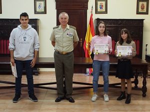 Ana Rodríguez Heras, del IESO Harévolar de Alovera, gana la VIII Edición del Concurso “Carta a un Militar Español en Guadalajara