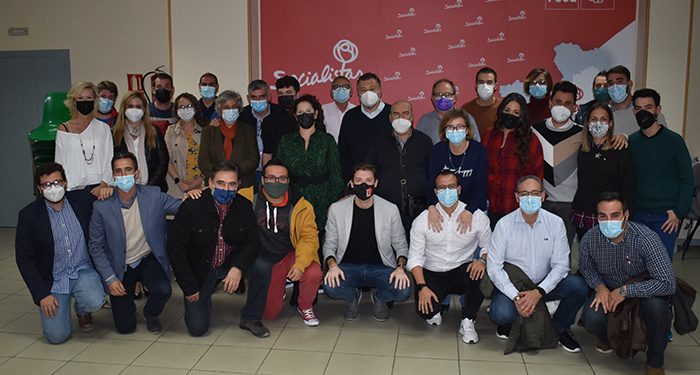 Omar Anguita desde Cuenca: “La política no se hace en las redes sociales, se hace en la calle con los ciudadanos, asociaciones o colectivos atendiendo sus problemas” 1 Omar Anguita desde Cuenca “La política no se hace en las redes sociales, se hace en la calle con los ciudadanos, asociaciones o colectivos atendiendo sus problemas”