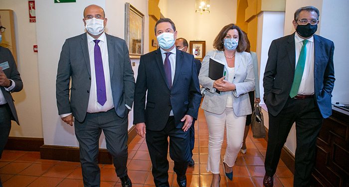 Page avanza tres grandes estrategias de empleo y un amplio impulso a la inversión empresarial acompañado de deducciones fiscales para empresas, familias y personas con discapacidad