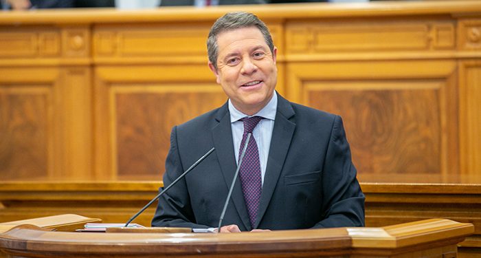 Page pide recuperar un “espacio de convivencia” y advierte que ninguna consulta se hará sin pasar por “el filtro” del Constitucional 1 Page pide recuperar un “espacio de convivencia” y advierte que ninguna consulta se hará sin pasar por “el filtro” del Constitucional