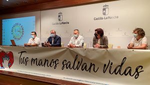 Robles agradece la labor de Críticos y Emergencias para enseñar a la población las maniobras básicas de reanimación cardiopulmonar