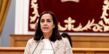 Roldán defiende la elaboración de un nuevo Estatuto de Autonomía adaptado a las necesidades de la región sin aumentar el número de políticos
