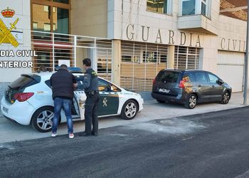 Sorprendidos ofreciendo droga a un menor en Sigüenza La Guardia Civil ha detenido a dos personas