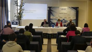 Una treintena de empresas conquenses recaban información sobre el registro electrónico contrat@pyme