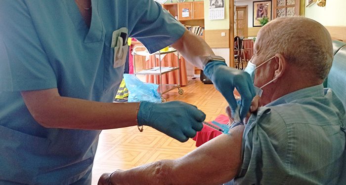 Más de 731.000 personas en Castilla-La Mancha ya han recibido la dosis de recuerdo contra el Covid-19 1 Una Unidad Móvil de Vacunación contra la Covid-19 se instalará este fin de semana en el Centro Comercial Ferial Plaza