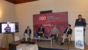 Unos cincuenta empresarios asisten al debate de modelos de inversión tras el covid organizado por AJE Cuenca