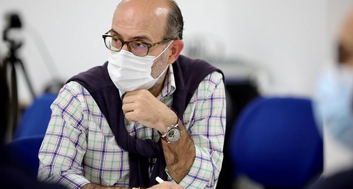 Pero… ¡quien traiciona -dice el PSOE- es el PP! 1 Ángel Román Escamilla