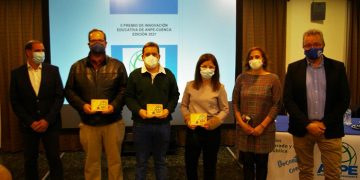 ANPE Cuenca premia la innovación, la difusión de la educación a través de los medios y homenajea a los maestros