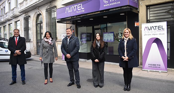 Buenavista y San Antón ya cuentan con fibra óptica y avanzan los trabajos para extenderla a la totalidad de Cuenca 1 Buenavista y San Antón ya cuentan con fibra óptica y avanzan los trabajos para extenderla a la totalidad de Cuenca