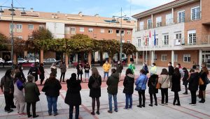 Cabanillas se vuelca en la conmemoración del 25N