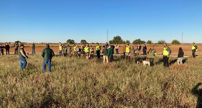 Casto Collado, Nazaret Tarjuelo y José-Joaquín Cano, campeones autonómicos de caza menor con perro
