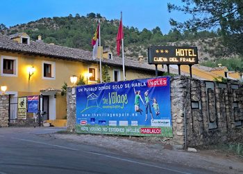 Desalojan el Hotel Cueva del Fraile por un incendio en la lavandería