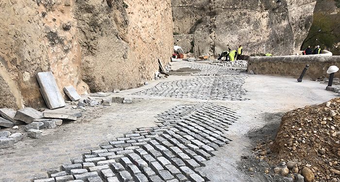 Dolz espera que la calle Canónigos reabra antes de que finalice el año