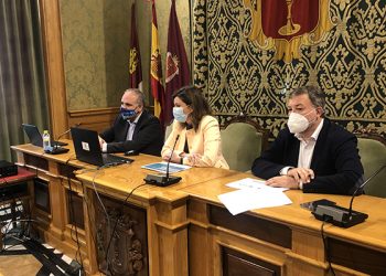 Dolz ve la propuesta de movilidad del Ministerio como “una gran oportunidad” y la elevará al Consejo Social de la ciudad 4 Dolz ve la propuesta de movilidad del Ministerio como “una gran oportunidad” y la elevará al Consejo Social de la ciudad
